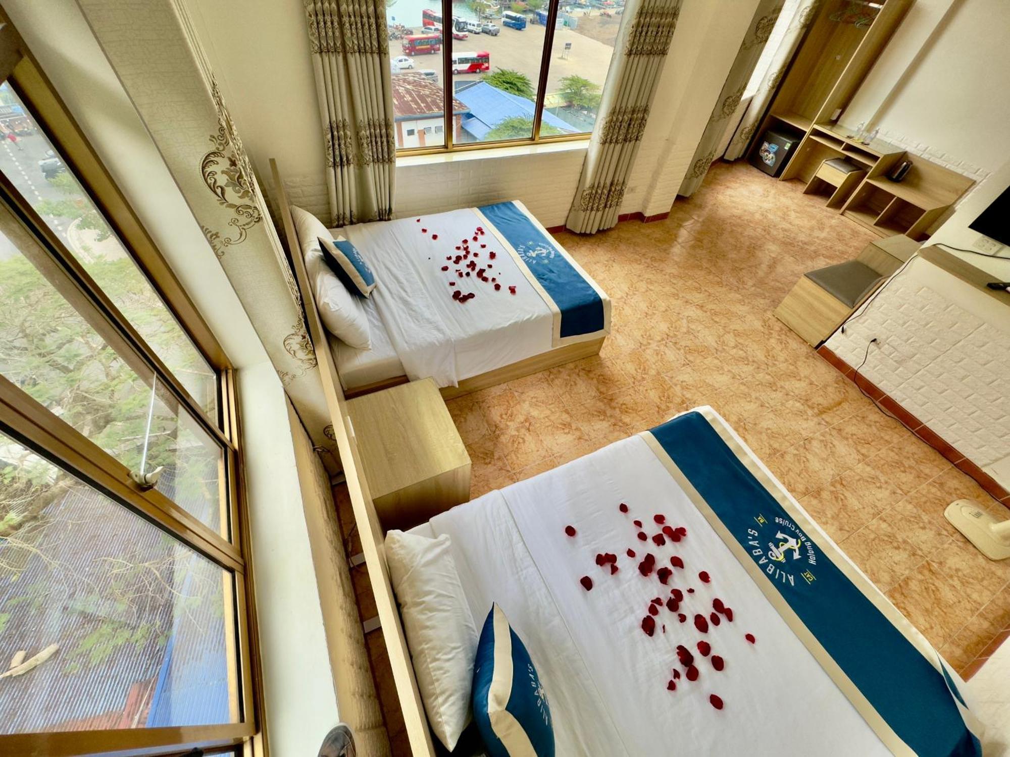 Cat Ba Plaza Hotel Dong Khe Sau Екстериор снимка
